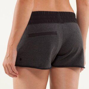 Lululemon French Terry Blissed Out Gray Low Rise Athletic Shorts Black Yoga 6